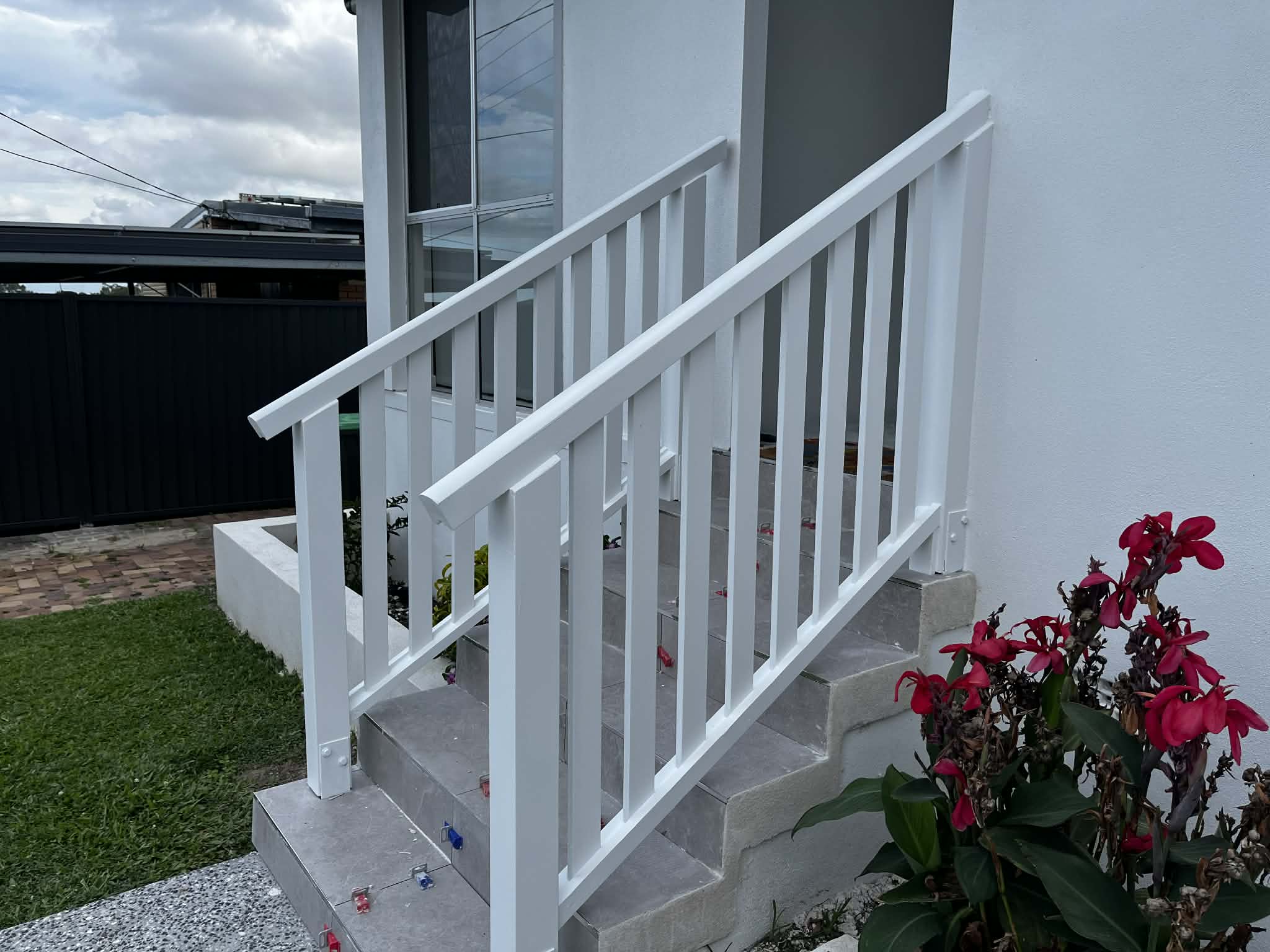 Balustrade finish